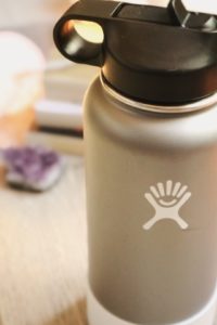 32 oz gray hydroflask water bottle